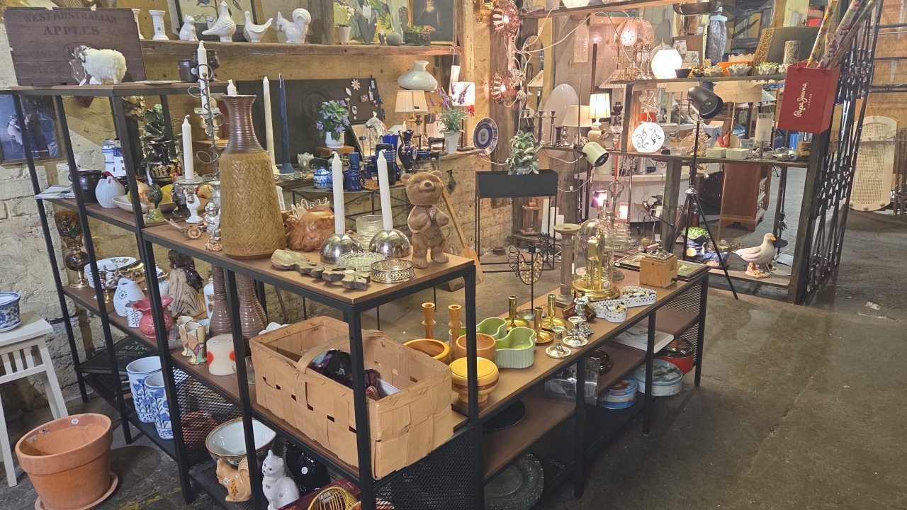 Gruvan Second hand & Retro - Bild 5