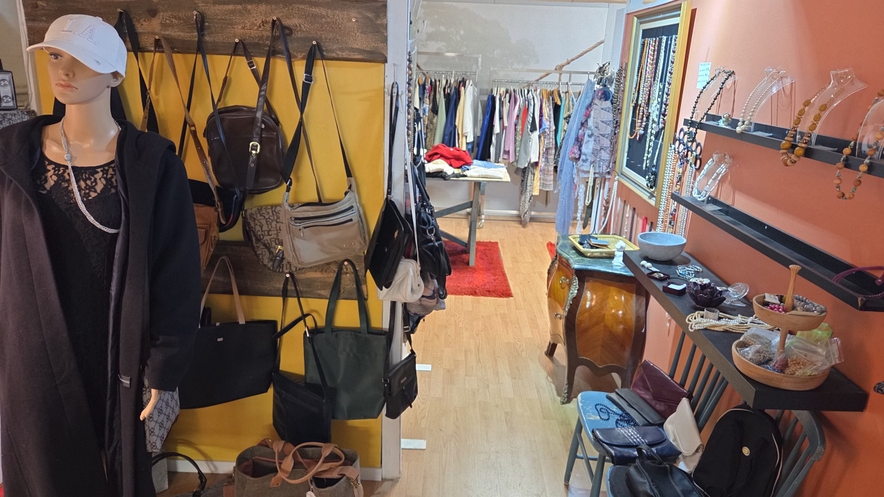 Gruvan Second hand & Retro - Bild 4